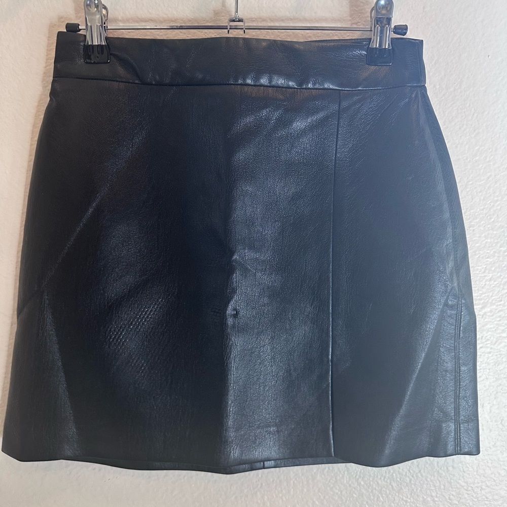 Aritzia faux leather skirt with slit